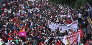 CNTE afirma que mantendrá plantón en el Zócalo; acusa de cerrazón a Sheinbaum
