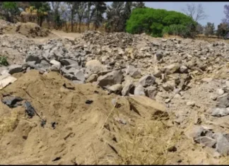Colectivo localiza más bolsas en fraccionamiento en construcción de Tlajomulco