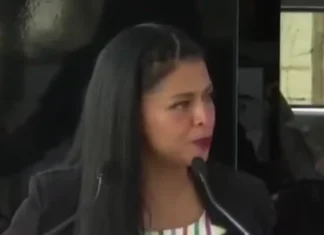 Magdala intenta explicar la publicación de las CURP, pero deja más preguntas que respuestas