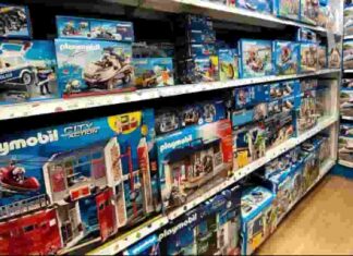 Adiós a una fábrica que fabricó recuerdos: Playmobil cierra su última planta en Alemania